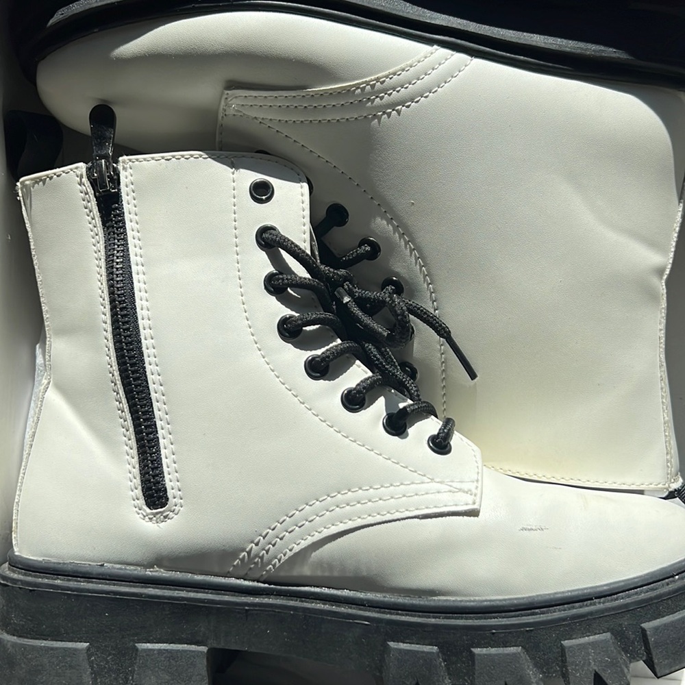 Combat Boots Worn and cleaned